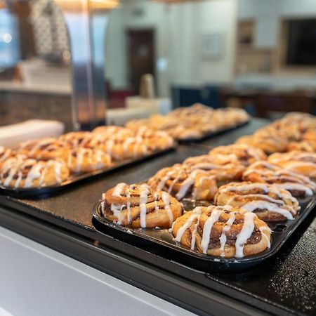 Holiday Inn Express Hotel & Suites Coralville By Ihg Exteriér fotografie
