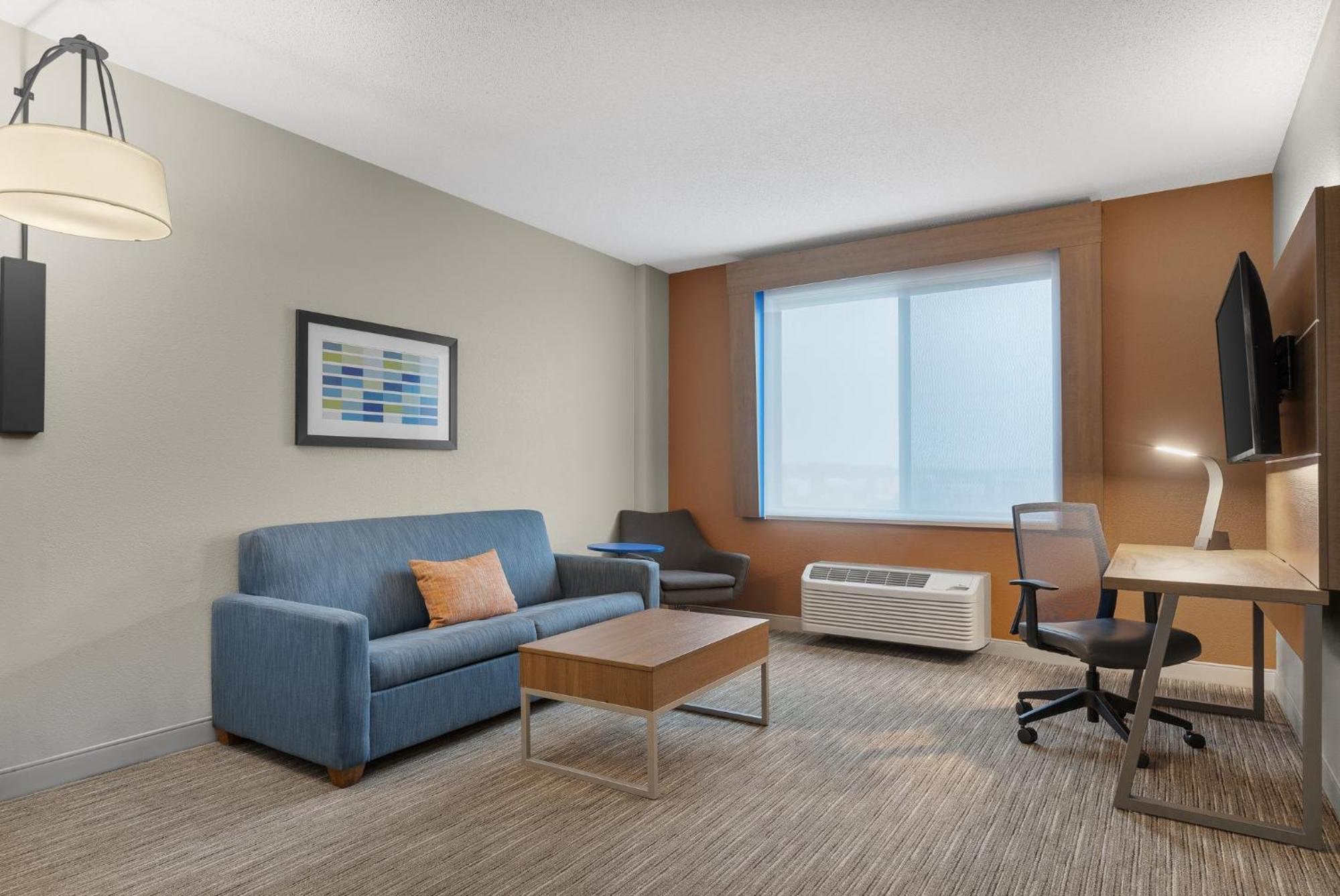 Holiday Inn Express Hotel & Suites Coralville By Ihg Exteriér fotografie