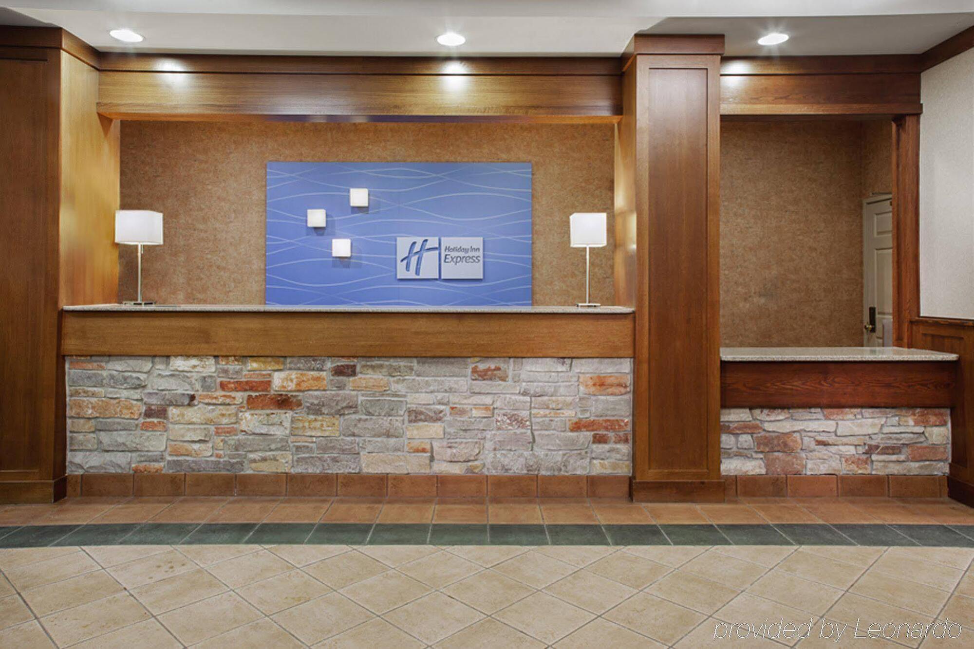 Holiday Inn Express Hotel & Suites Coralville By Ihg Exteriér fotografie